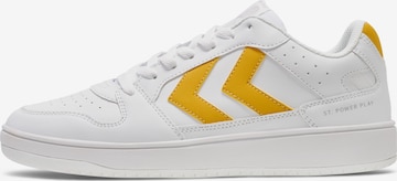 Hummel Sneakers in White: front