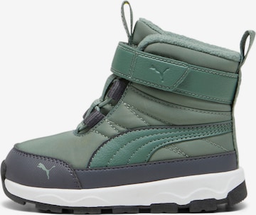 PUMA Snow Boots in Green: front