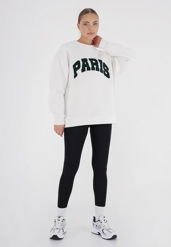 FRESHLIONS Sweatshirt 'Paris' in Wit