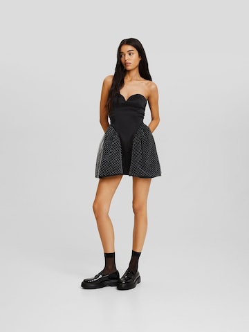 Bershka Kleid in Schwarz