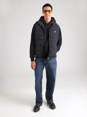NAPAPIJRI Sweatshirt 'B-Nedles' i svart