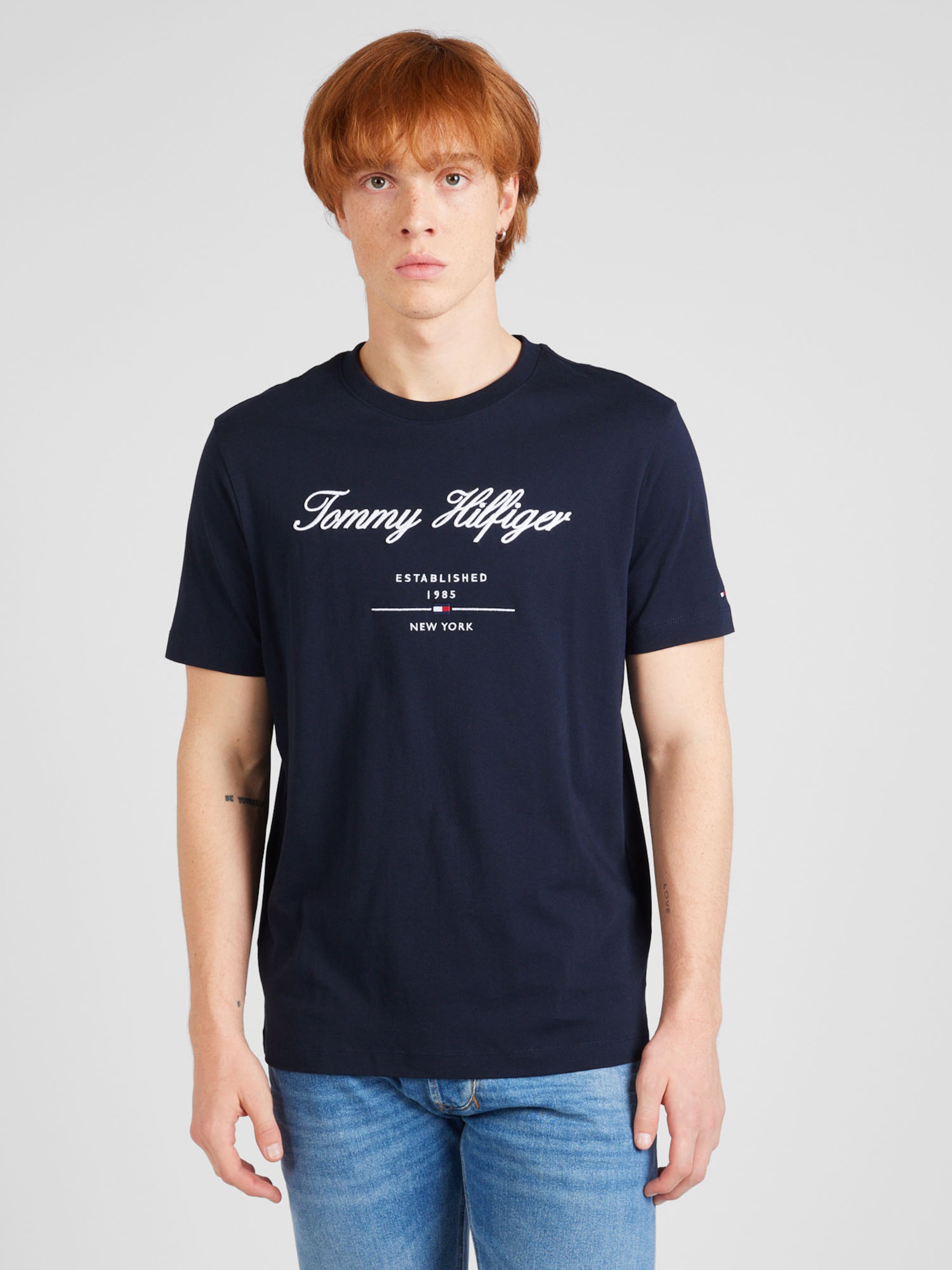 TOMMY HILFIGER T-Shirt in Dunkelblau | ABOUT YOU