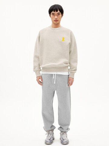 Sweat-shirt 'JOAAN' ARMEDANGELS en beige