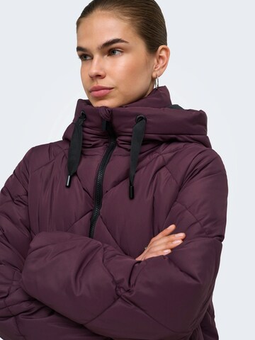 Cappotto invernale 'ONLMAGGI' di ONLY in rosso