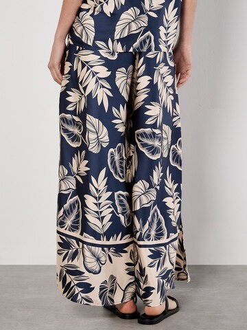 Apricot Wide leg Pants ' ' in Blue