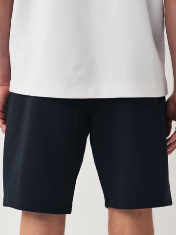 regular Pantaloni di Next in nero