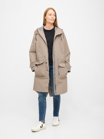 Derbe Raincoat 'Phoeby' in Beige: front