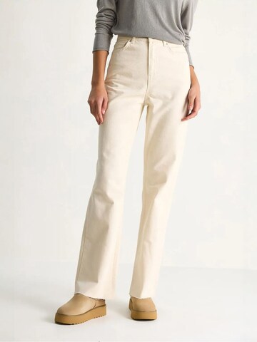 regular Jeans di Bianco Lucci in beige: frontale