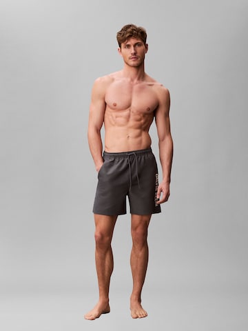 Regular Shorts de bain Calvin Klein Swimwear en bleu