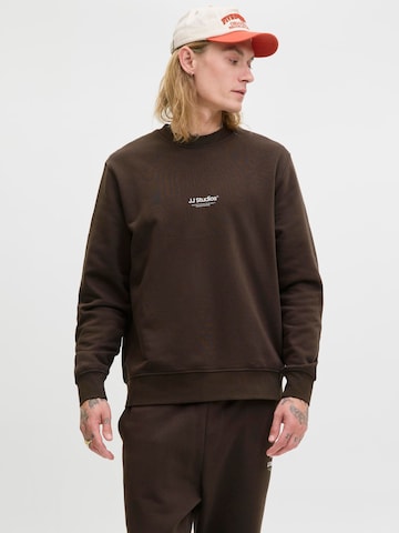 JACK & JONES Sweatshirt 'JJESOHO' in Bruin: voorkant