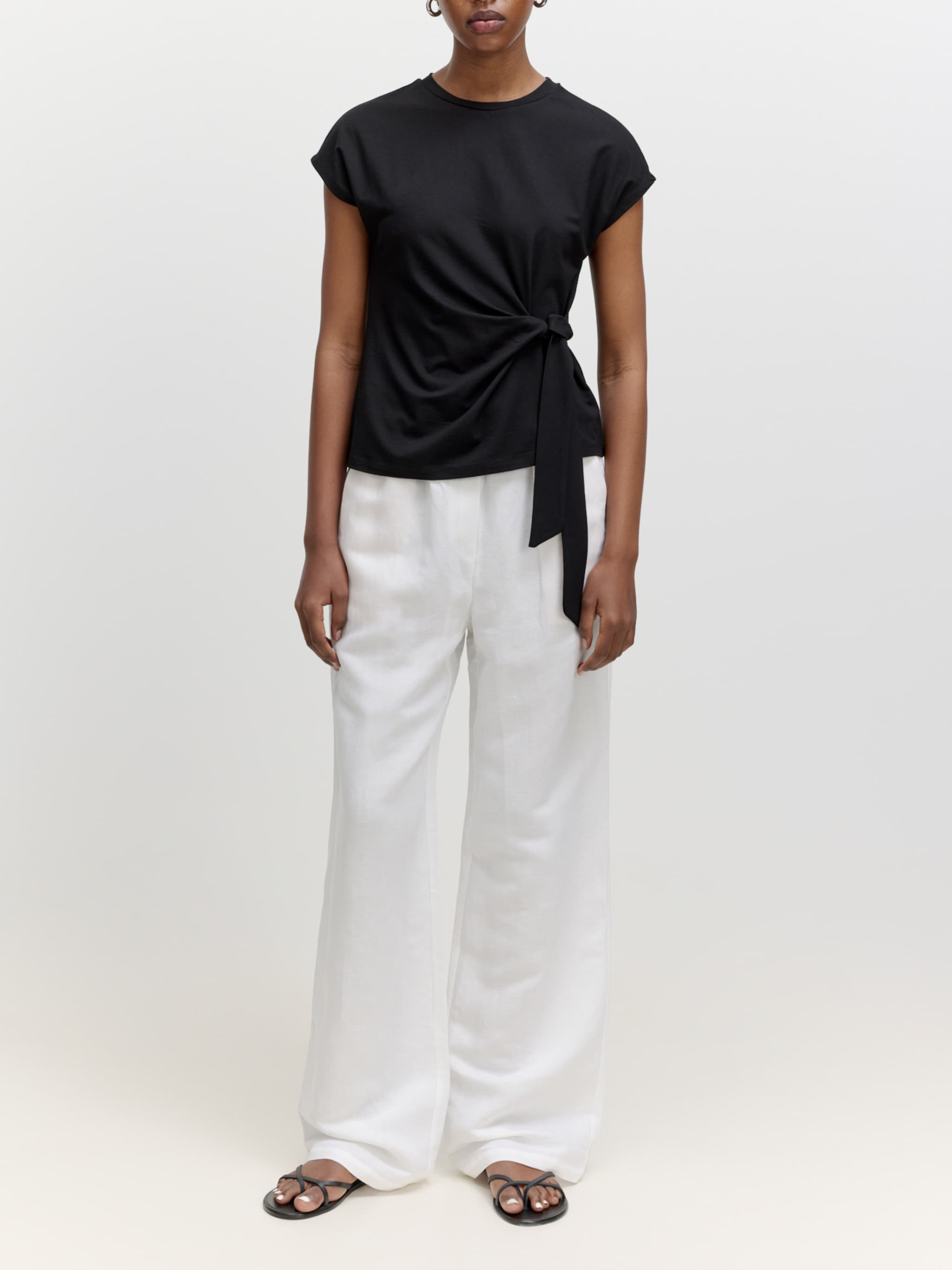 EDITED Produits T-shirt 'Ihana' noir