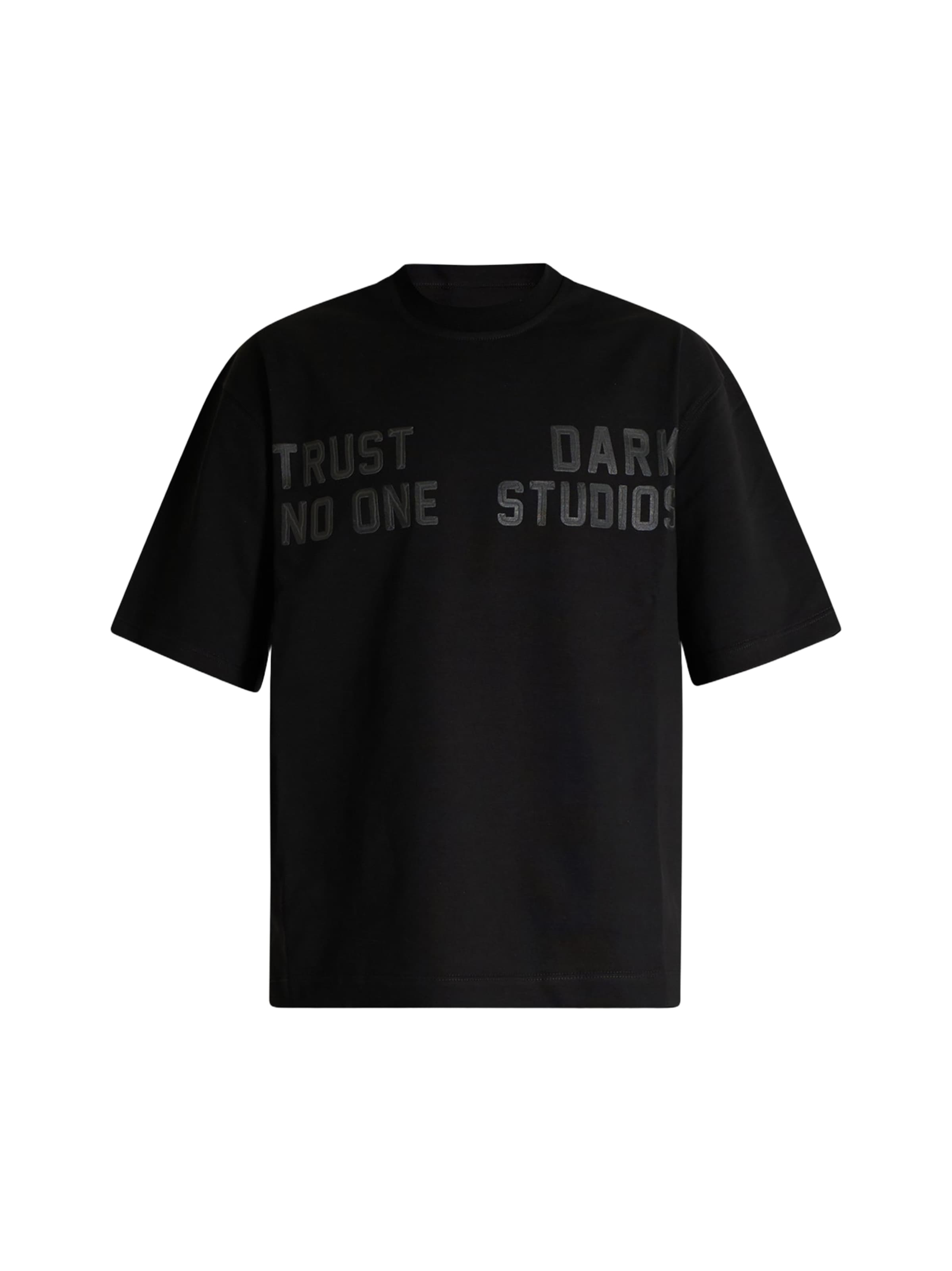 DARK LABEL Shirt in Black: front