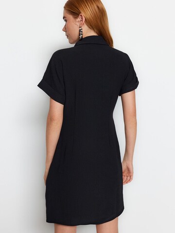 Robe-chemise Trendyol en noir