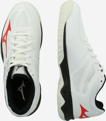 MIZUNO Sports shoe 'LIGHTNING STAR Z5' in White