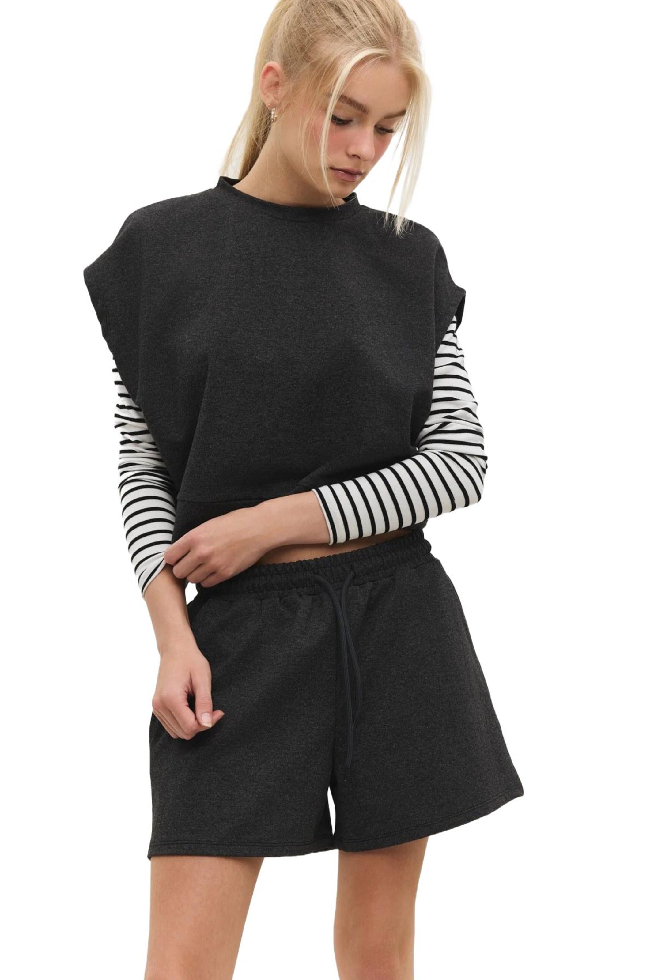 No Matter What Loosefit Broek in Zwart: voorkant