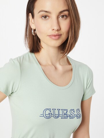 GUESS T-Shirt 'DAVINA' in Grün