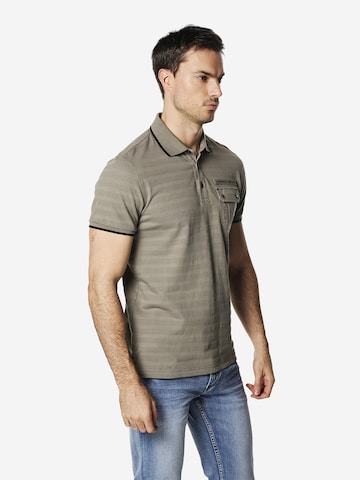 KOROSHI Футболка в Зеленый