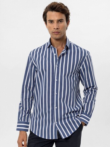 Antioch Regular Fit Hemd in Blau: Vorderseite