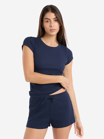 ETAM Shorty 'Joani' in Blau: Vorderseite