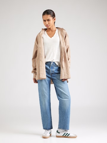 Lee T-Shirt in Beige