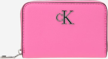 Calvin Klein Jeans Wallet in Pink: front