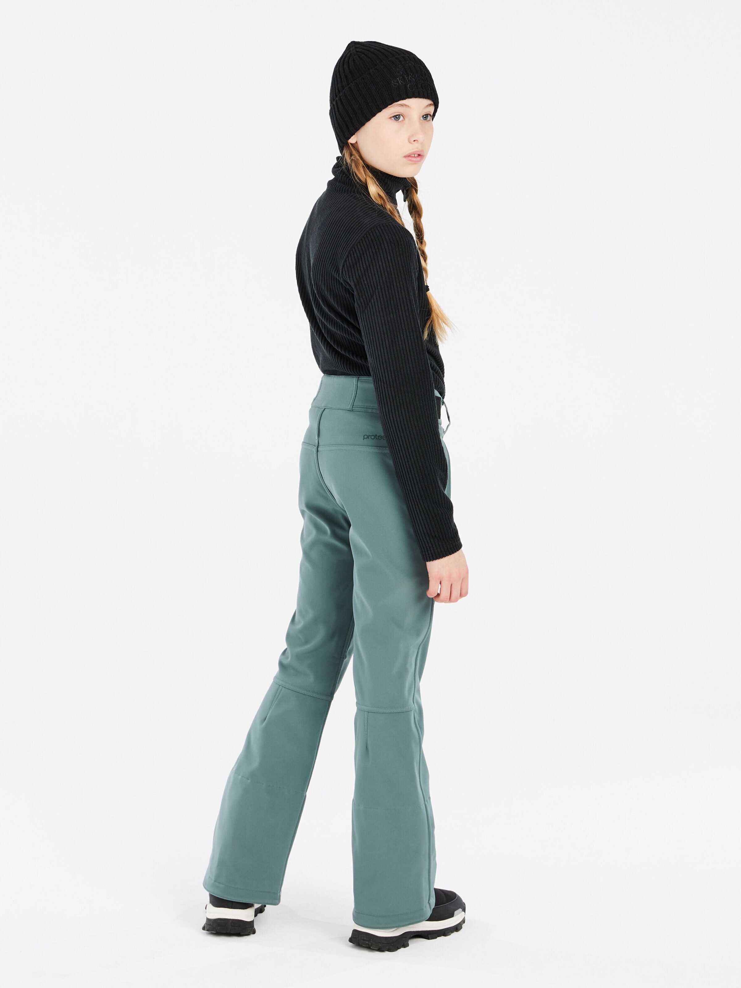 PROTEST Slim fit Sports trousers 'RELOLE JR' in Green