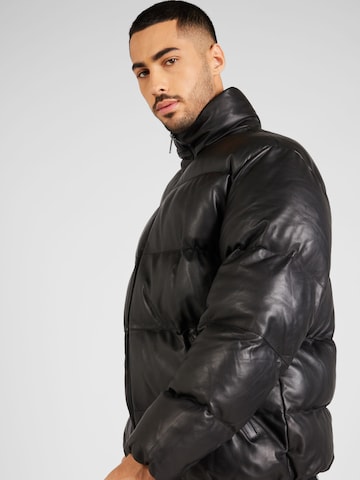 Calvin Klein Зимняя куртка в Черный