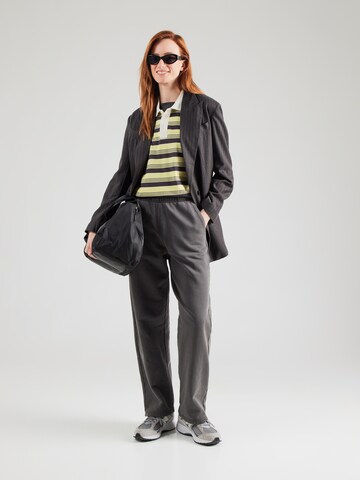 Carhartt WIP Loosefit Hose 'Benton' in Schwarz