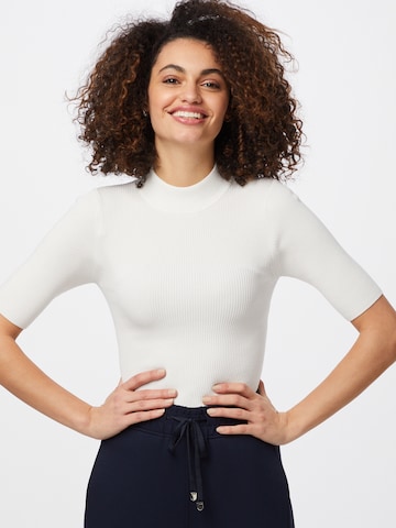 NÜMPH Sweater 'NUBIA' in White: front