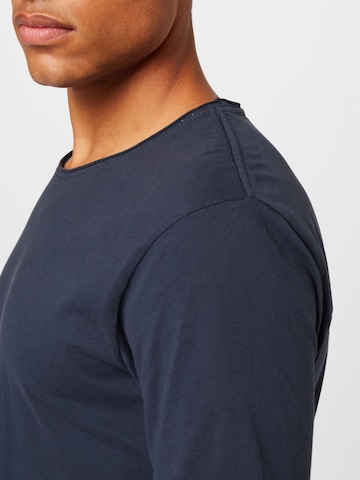 Lindbergh T-shirt 'Garment' i blå