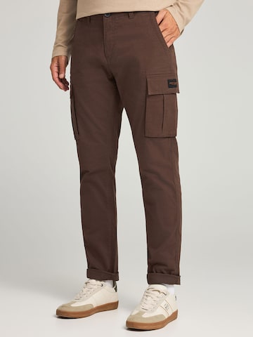 Regular Pantalon Funky Buddha en marron : devant