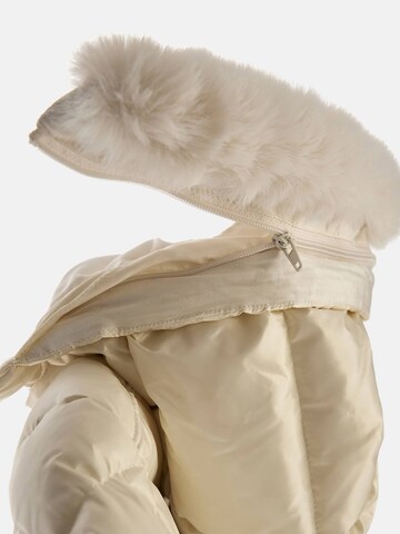 GUESS Winter Jacket in Beige
