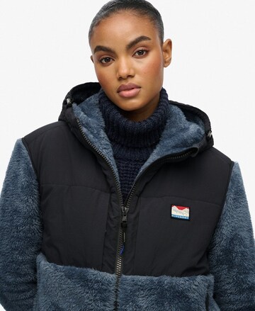 Superdry Tussenjas in Blauw