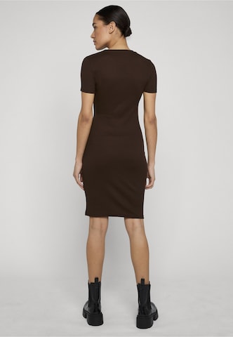 Urban Classics Kleid in Braun