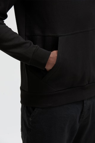 CAMP DAVID Sweatshirt in Black