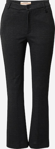 Gang Flared Chino Pants 'Cinzia' in Black: front