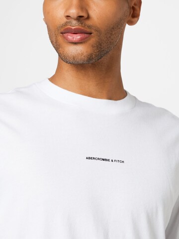 Abercrombie & Fitch Μπλουζάκι σε λευκό