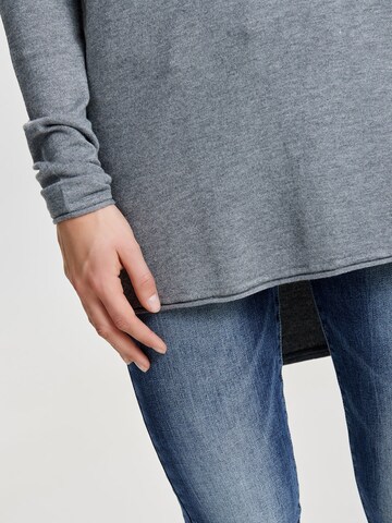 Pull-over 'Mila' ONLY en gris