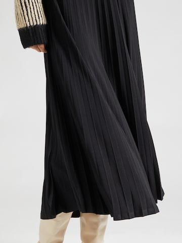 Dorothy Perkins Skirt in Black