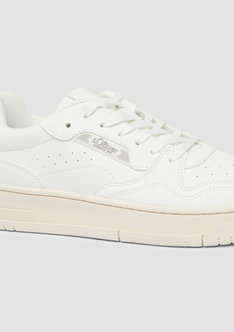 s.Oliver Sneakers in Weiß