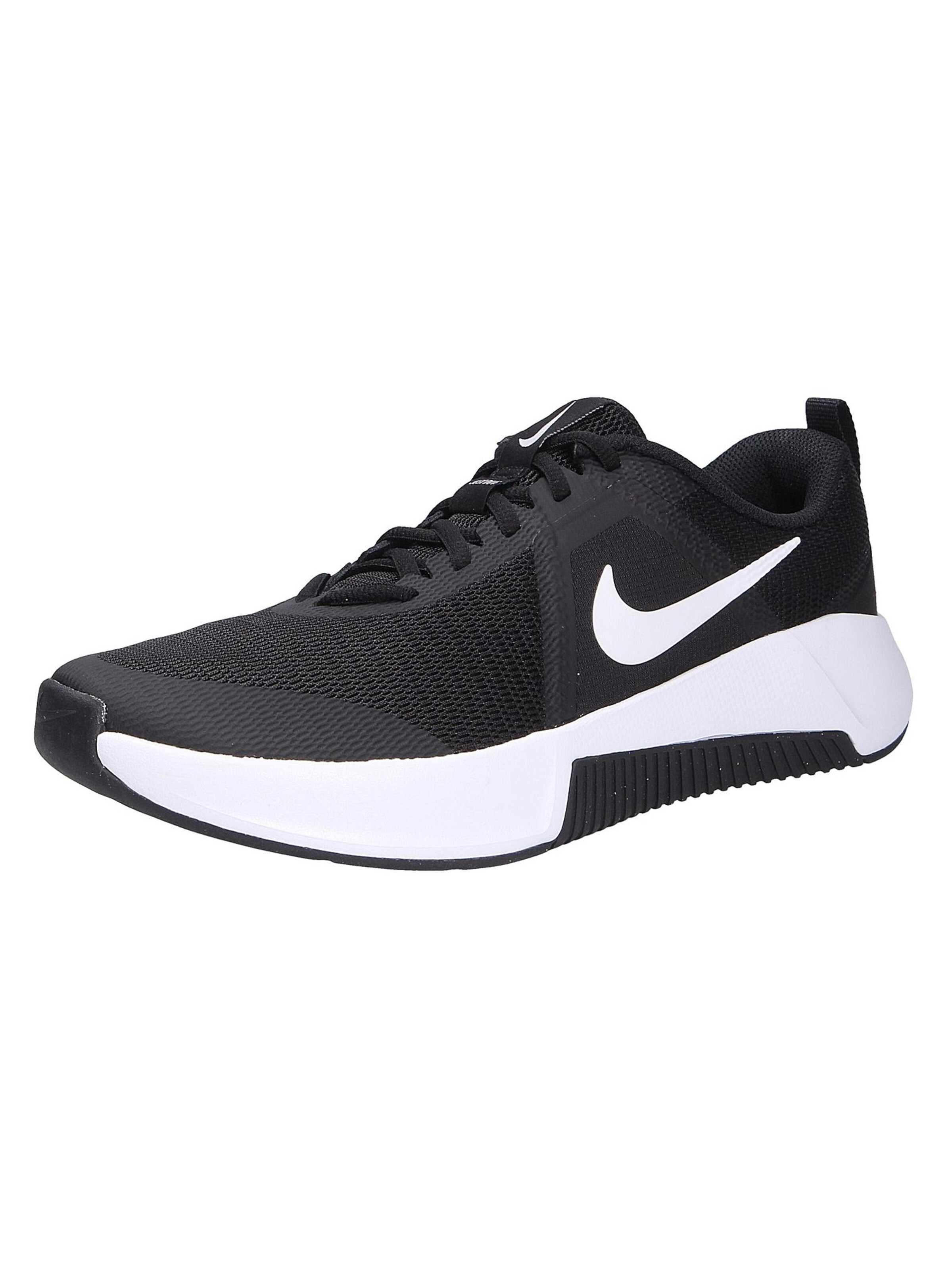 Chaussure de sport 'MC TRAINER 3' NIKE en noir : devant