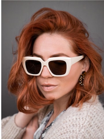 VEYREY Sunglasses in Brown