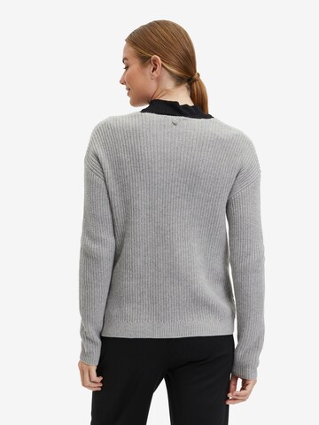 Cartoon Pullover in Grau