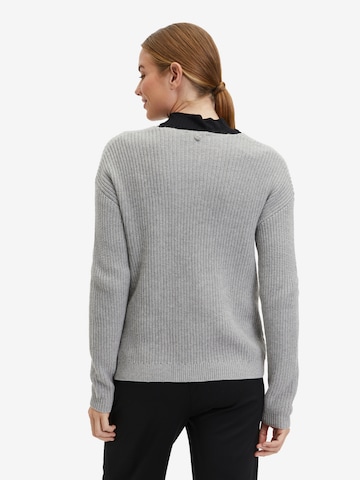 Cartoon Sweater in Grey