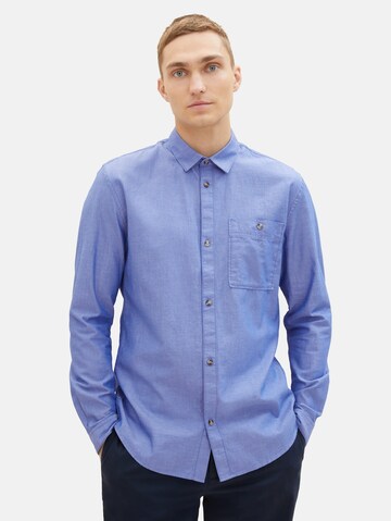 TOM TAILOR DENIM - Regular Fit Camisa em azul: frente