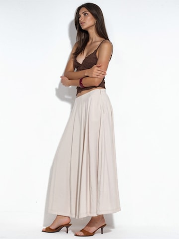 Busem Skirt in Beige