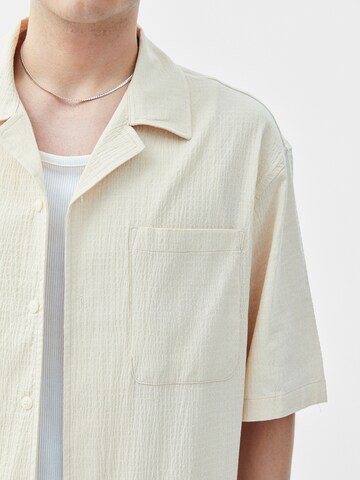 VAMOS CLO Comfort Fit Hemd 'Bleeding Heart' in Beige