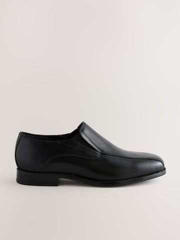 Next Low shoe in Black