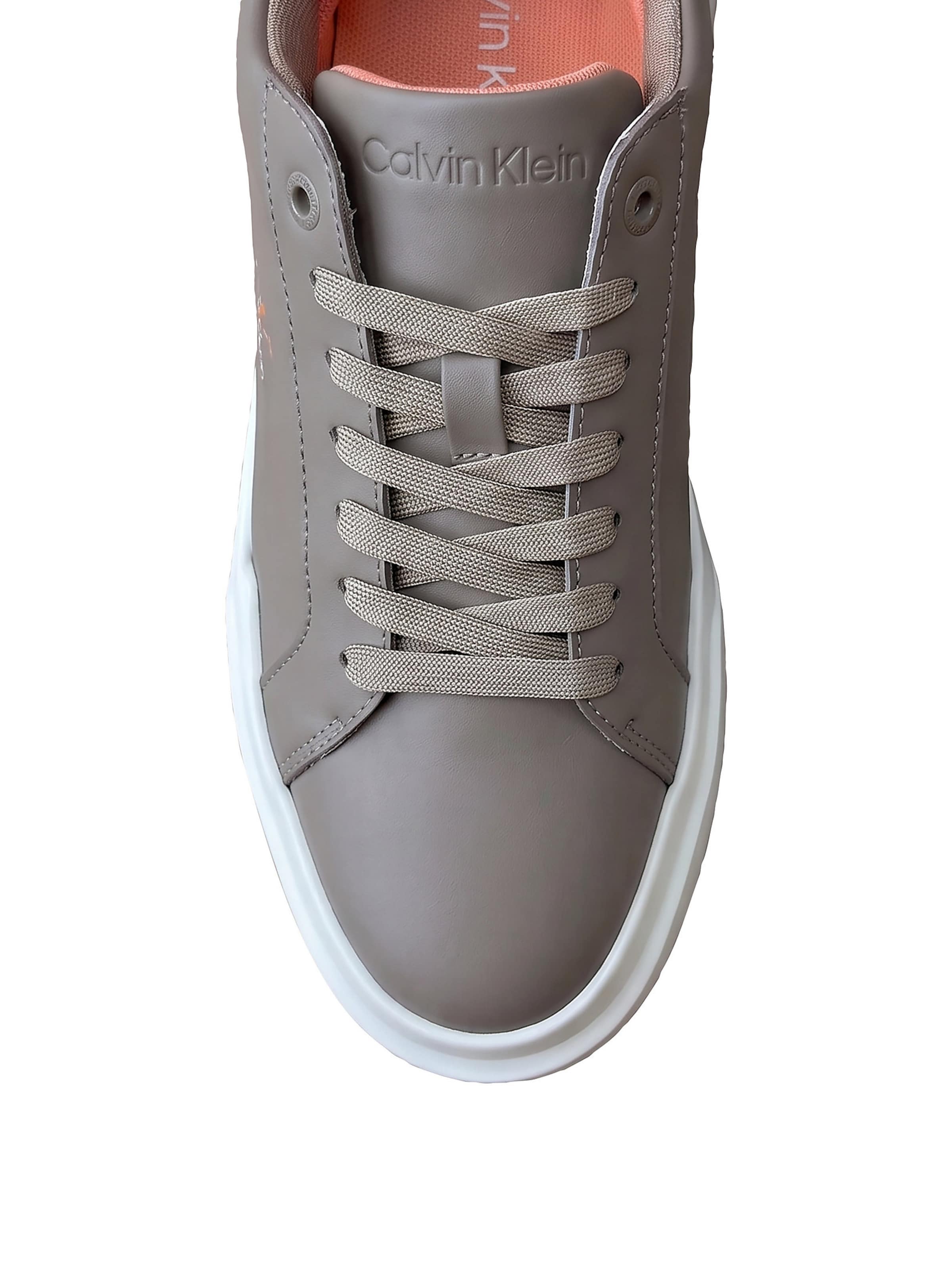Calvin Klein Sneaker in Grau