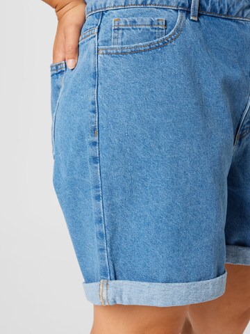 EVOKED Regular Jeans i blå